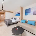 Park Plava Laguna Hotel 4*