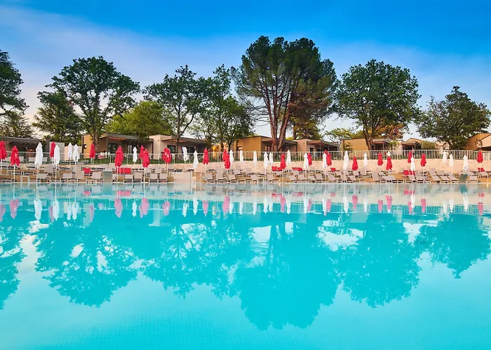 Park Plava Laguna 4*