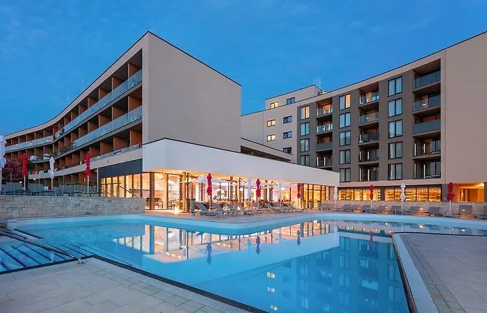 Park Plava Laguna 4* פורץ