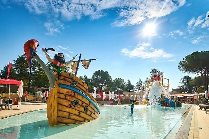 Park Plava Laguna 4*