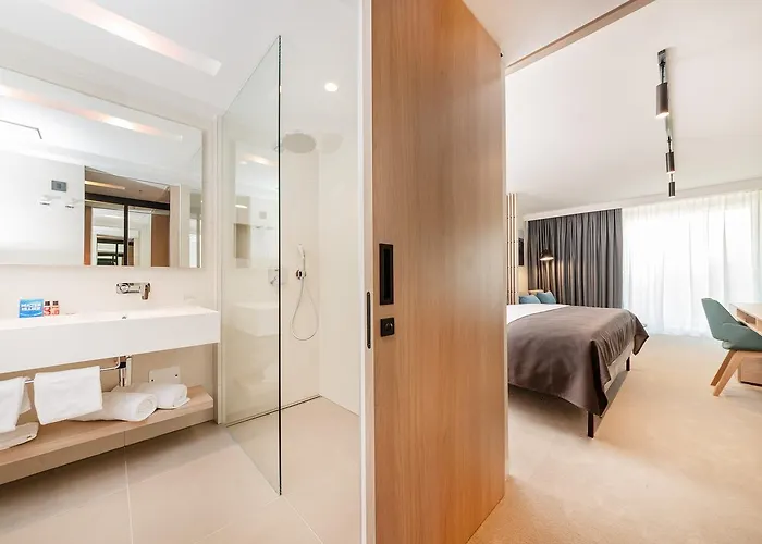 Park Plava Laguna 4*