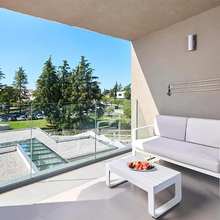 호텔 Park Plava Laguna 4*