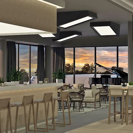 Park Plava Laguna מלון