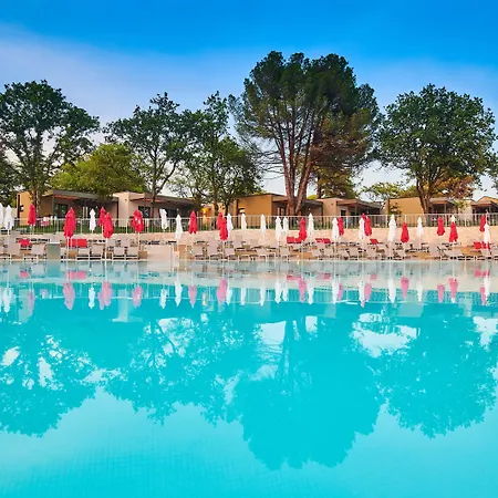Park Plava Laguna 4*