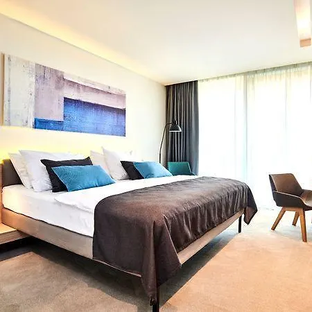 فندق Park Plava Laguna 4*