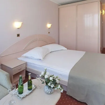 Szálloda Park Plava Laguna 4*