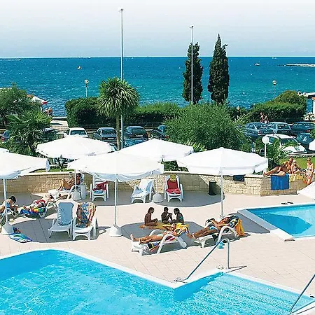 Park Plava Laguna Hotel 4*
