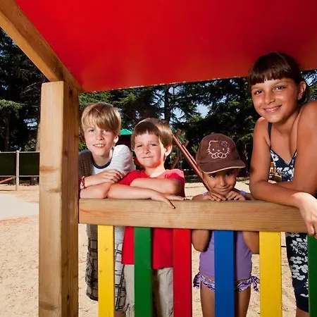 Park Plava Laguna فندق بوريتش