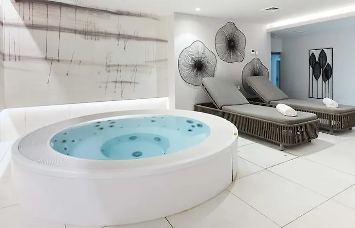 Park Plava Laguna 4*